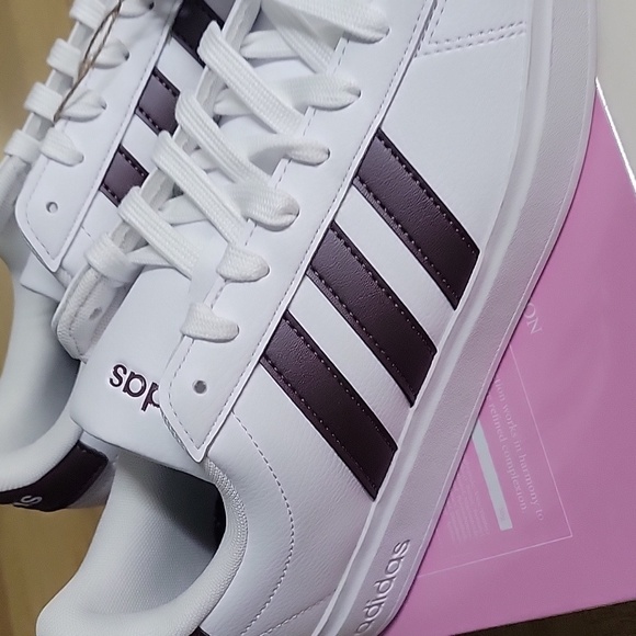 Adidas Grand Court 2.0 White and Purple Shoes - Picture 2 of 4